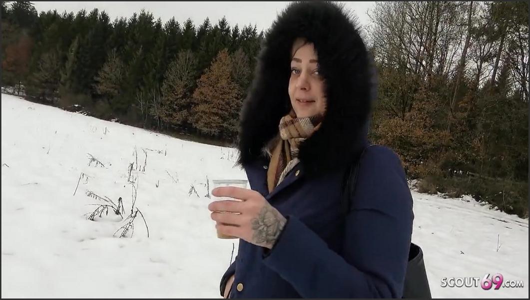 Deutsche Teenie Schlampe Sprechen Zu Riskanten Öffentlichen Pov Blowjob Von Fremden